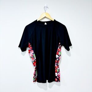 Black floral sports t-shirt